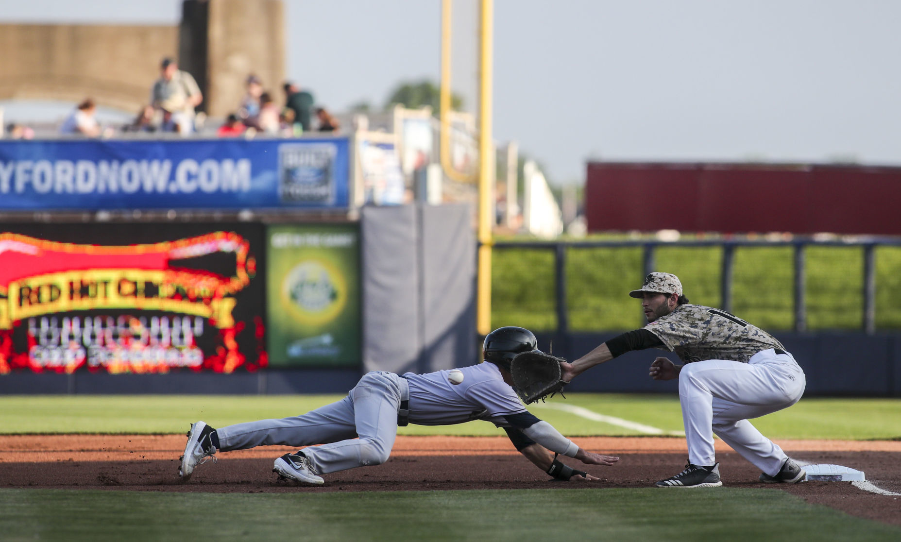 060919-qct-qca-bandits-014